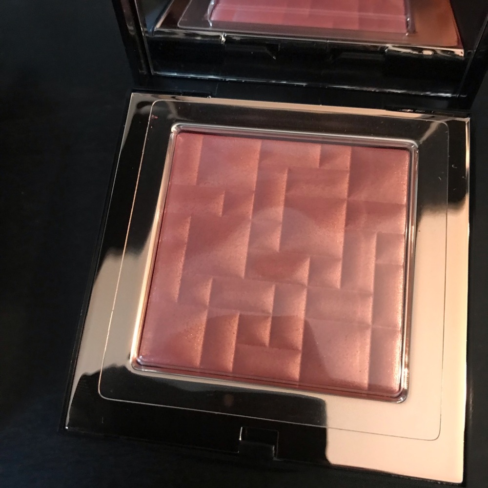 Bobbi Brown Sunset Glow Highlighter